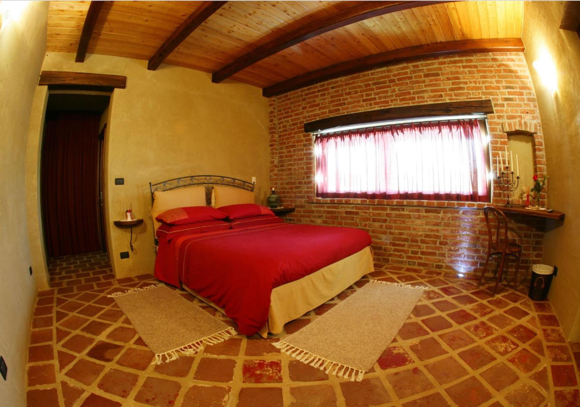 Le Soleil Villa Vigone Szoba fotó